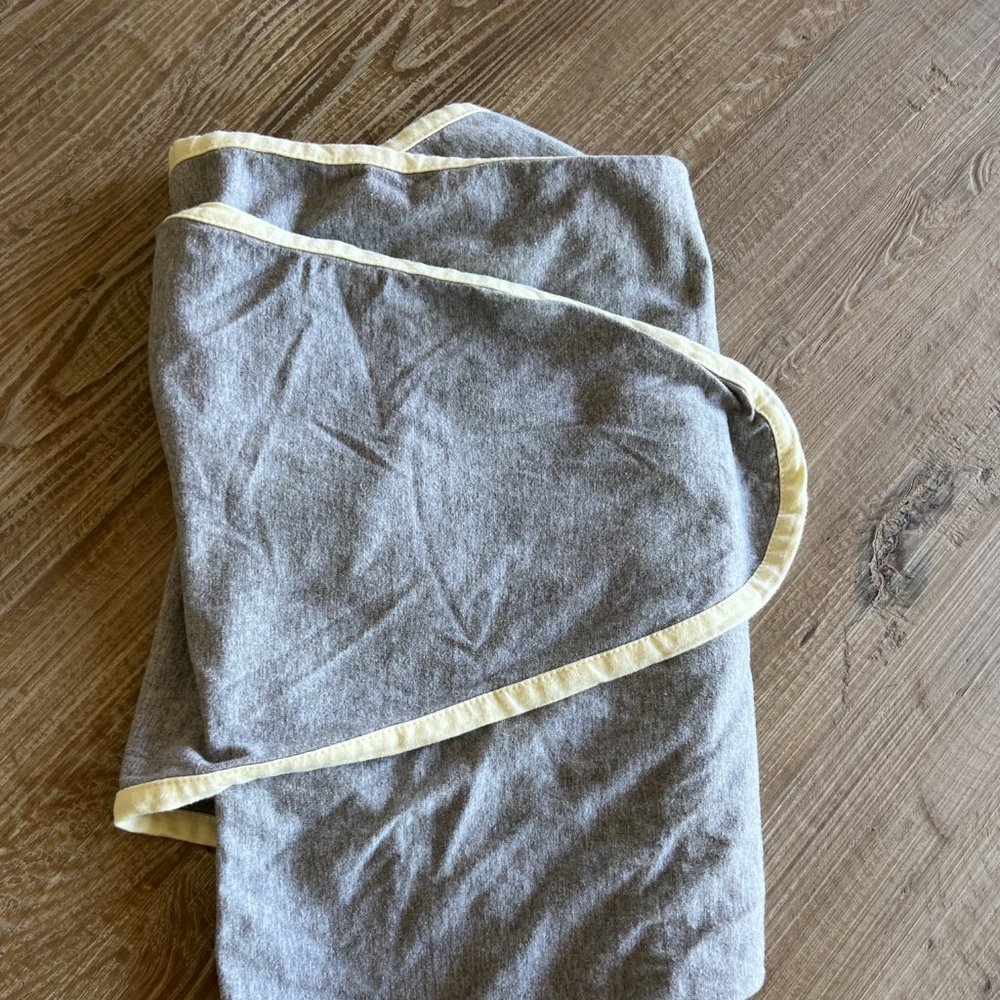 Miracle Blanket Swaddle